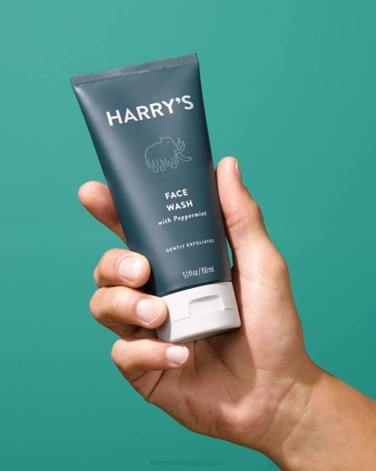 NZ Harry's The Skin Care Essentials Set 2VDJ43