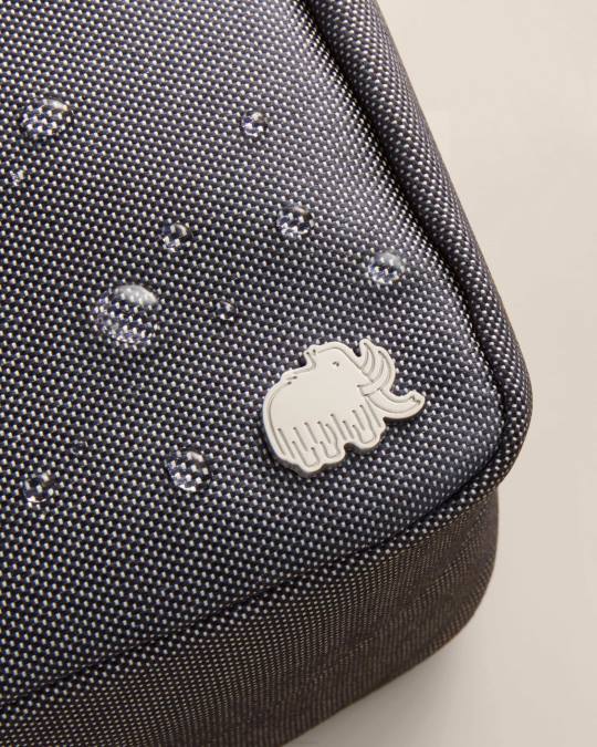 NZ Harry's Shave & Shower Travel Kit 2VDJ12